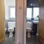 度假居 Hillside 凯西克