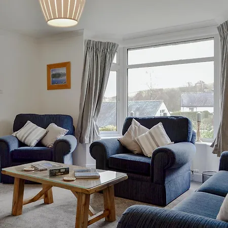 Hillside בית נופש *