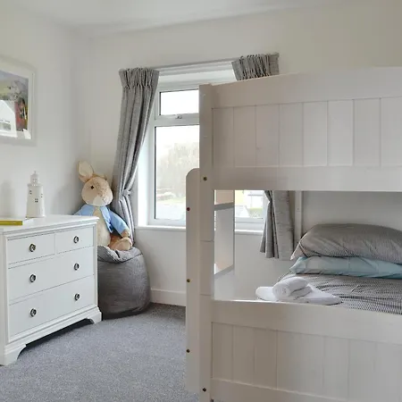 Hillside בית נופש *